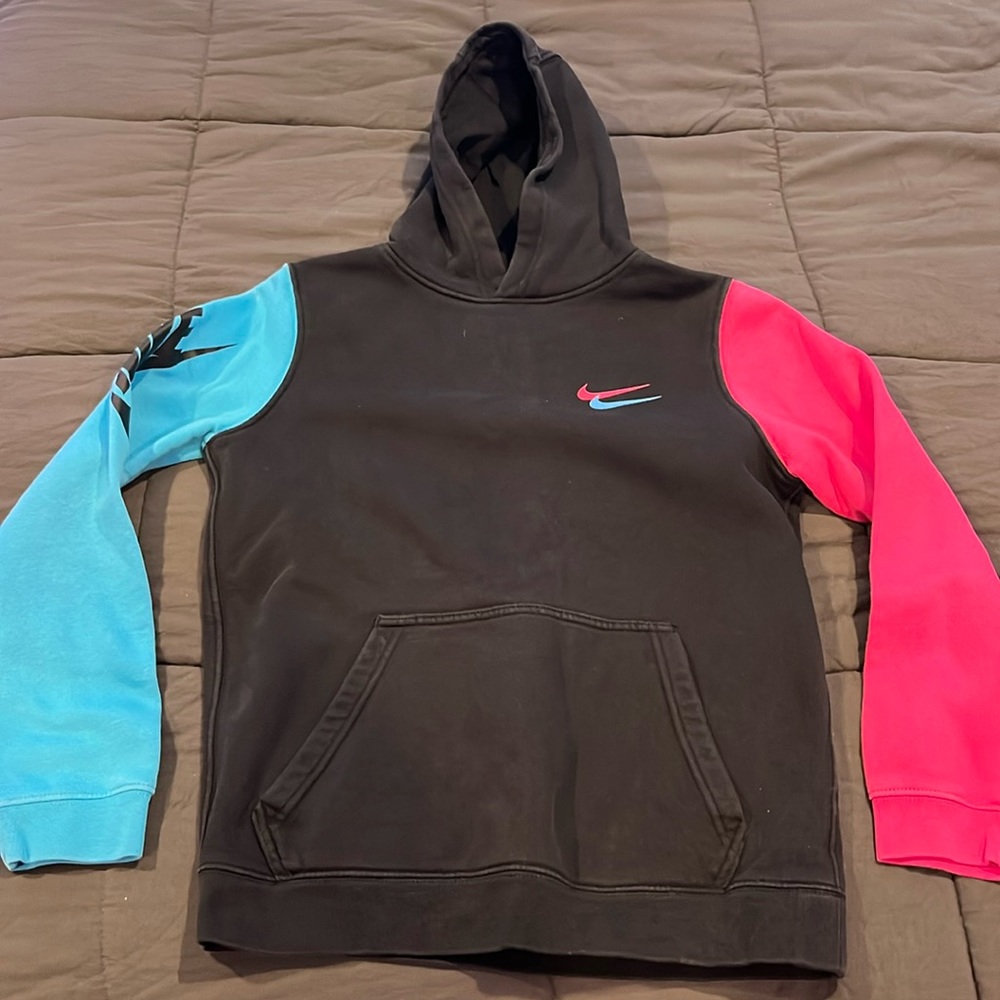 Nike Boy’s Fleece Pullover Hoodie Size YL Pink/Blue/Black